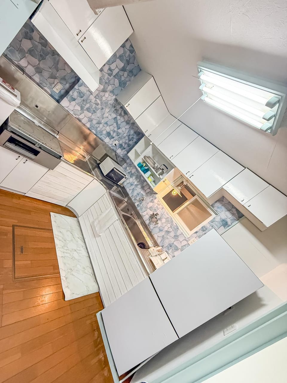 Communal lounge/ TV room, Kitchen or kitchenette, stove