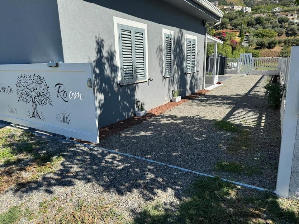Piccola dimora Dense Room Apartment in Calabria