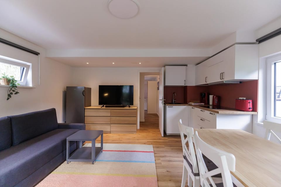 Schönruh Apartment 2 & Garden Apartment in Garmisch-Partenkirchen