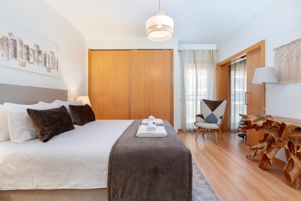 Bed, Bedroom, wardrobe