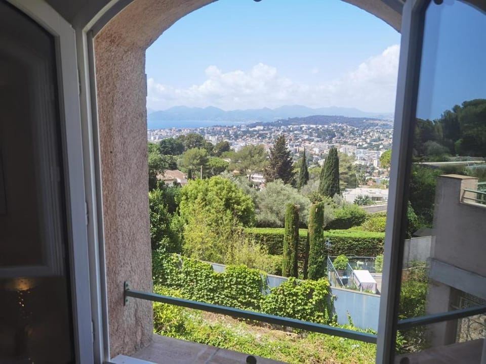 View (from property/room), City view, Sea view