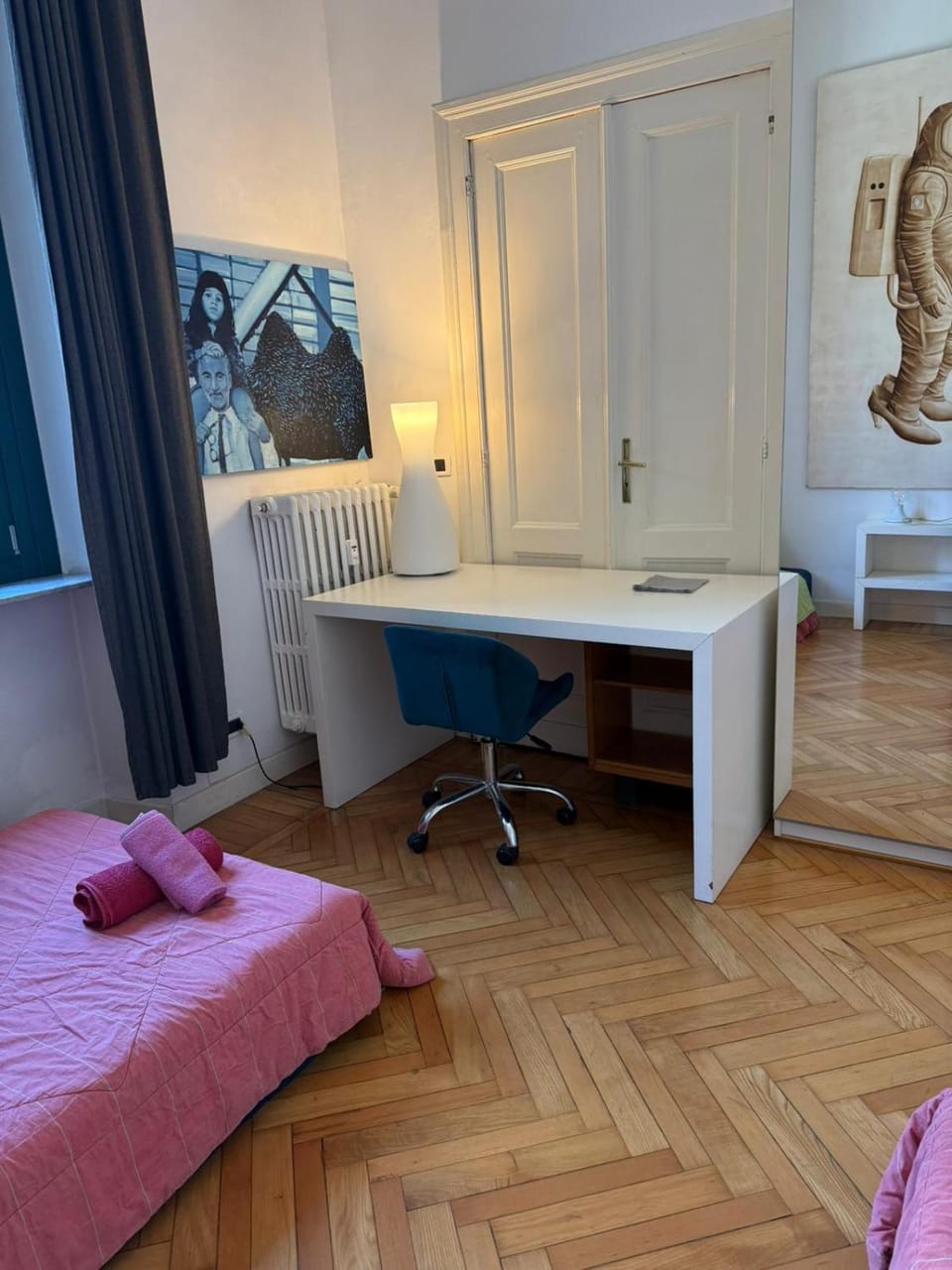 Photo of the whole room