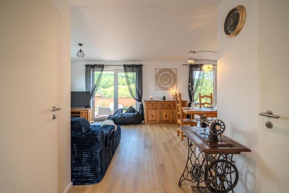 Le Lumineux - House with terrace and mountain view House in Grand Est