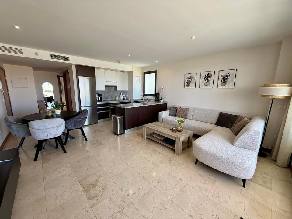 Kitchen or kitchenette, Living room, Dining area