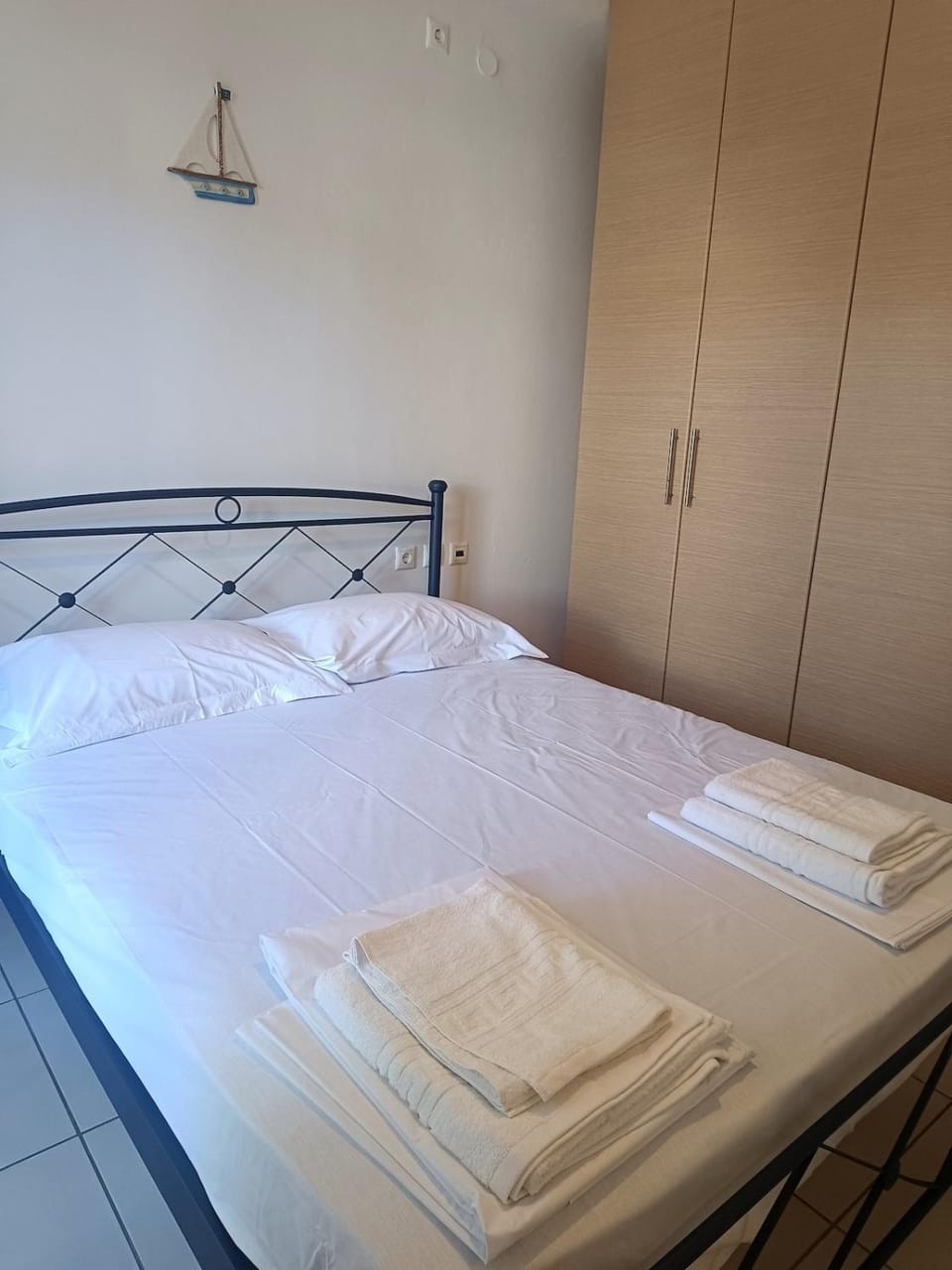 Bed, Bedroom, wardrobe