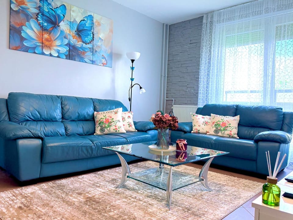 La Casa Pedrito Mariposa Apartman Apartment in Hungary