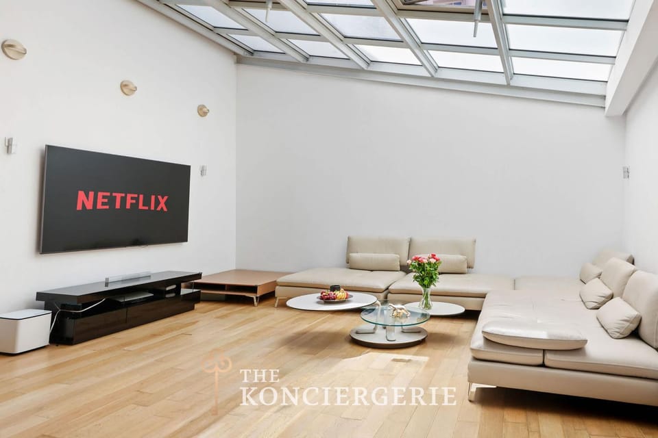 LE BEAU SAINT-GERMAIN Ultra-Luxury loft 2BDR 8P Apartment in Paris