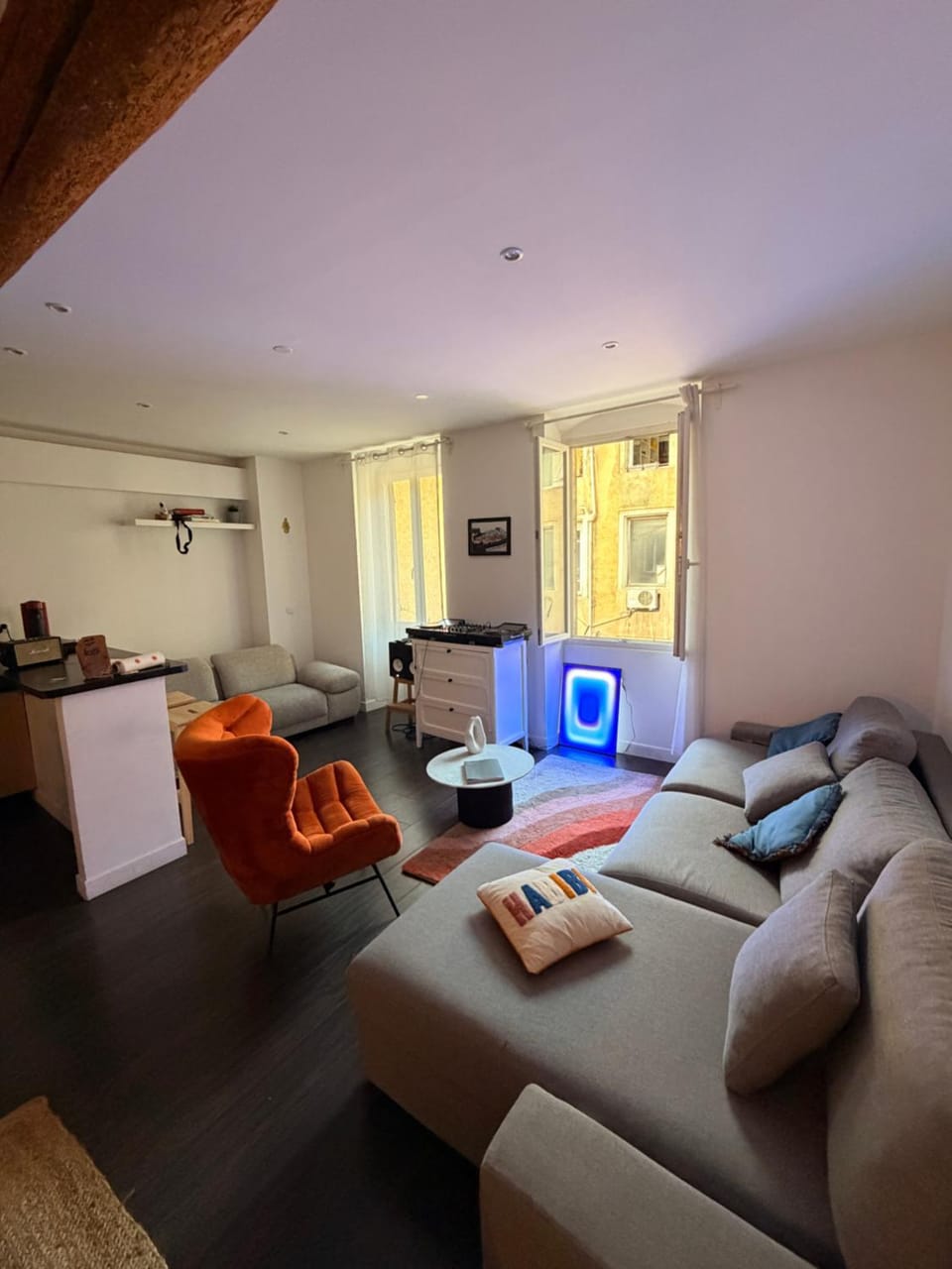 Appartement, au cœur du Vieux-Port Apartment in Marseille