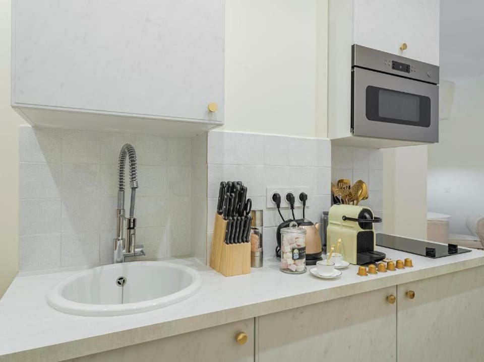 Coffee/tea facilities, Kitchen or kitchenette