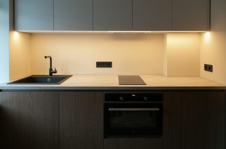 Kitchen or kitchenette, pet friendly, stove