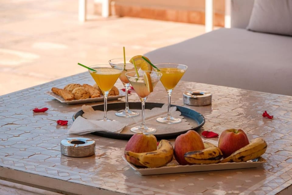 Palais Soufi 8 suites avec night club et piscine et Jacuzzi Villa in Marrakesh