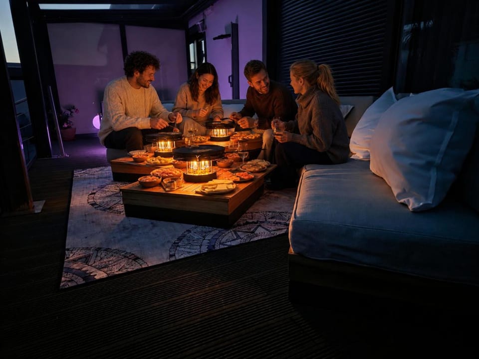 Winter, Balcony/Terrace, Seating area, Evening entertainment, Autumn, Entertainment
