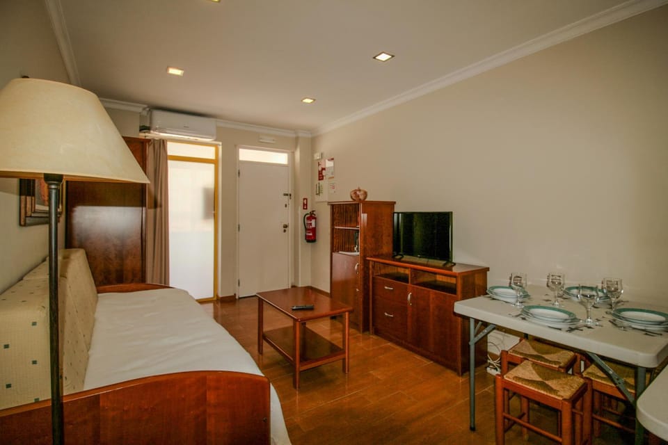 FLH Monte Gordo Balcony Flat Apartment in Monte Gordo