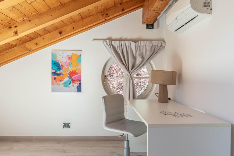 Mansarda Serso, Pergine Valsugana Ospitar Apartment in Trentino-South Tyrol