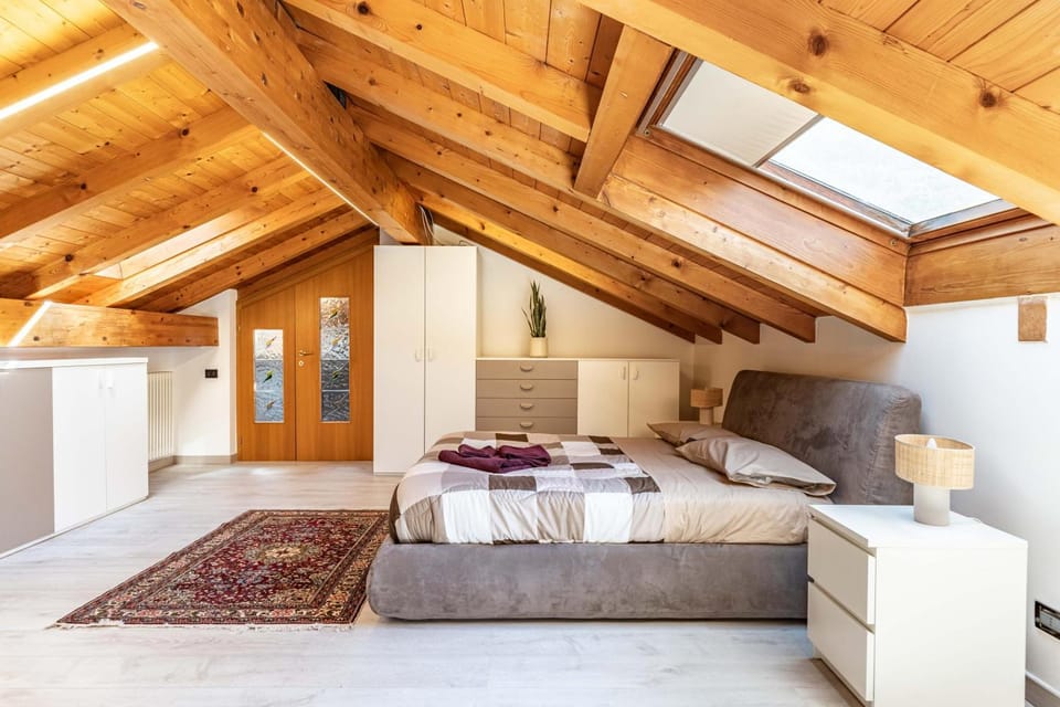 Mansarda Serso, Pergine Valsugana Ospitar Apartment in Trentino-South Tyrol