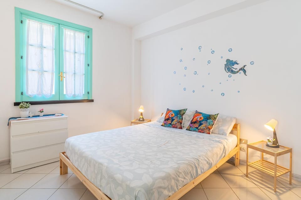 Living room, Bedroom