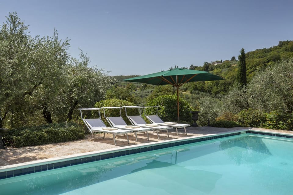 Villa Terrarossa with Pool in the Vineyard Villa in Veneto