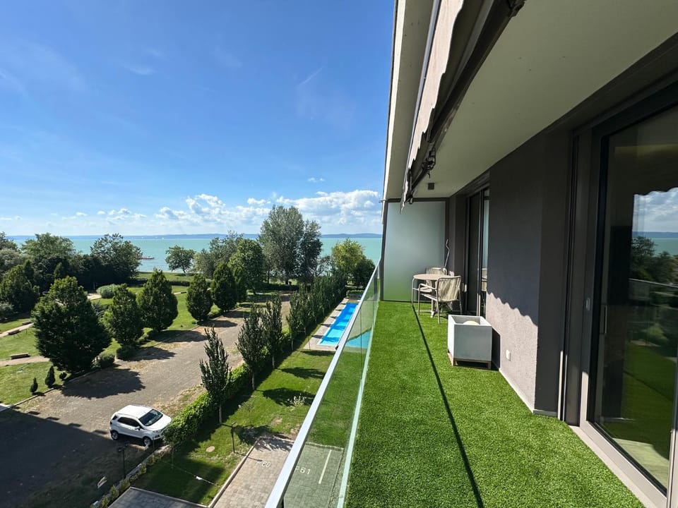 MyFlat Coral 62 Premium Residence Apartment in Siófok