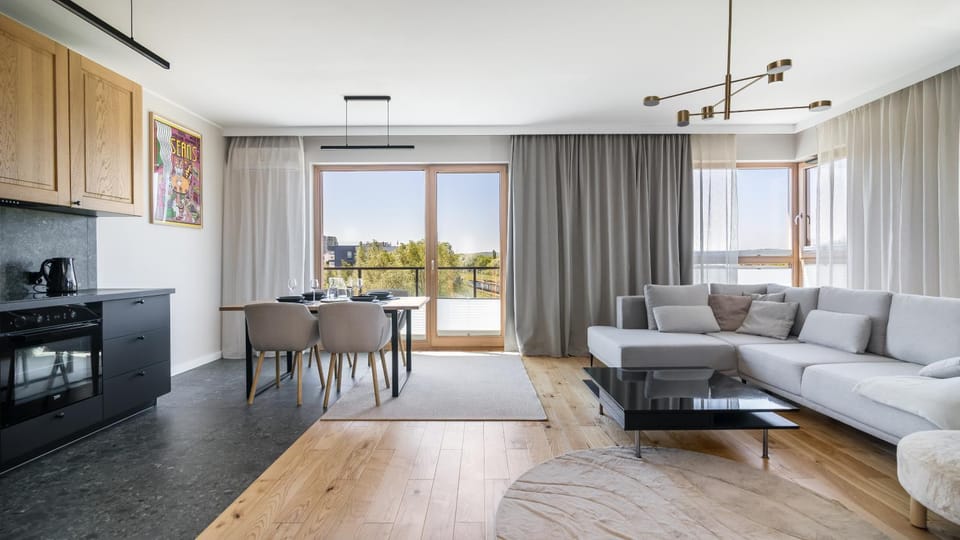 Kitchen or kitchenette, Living room