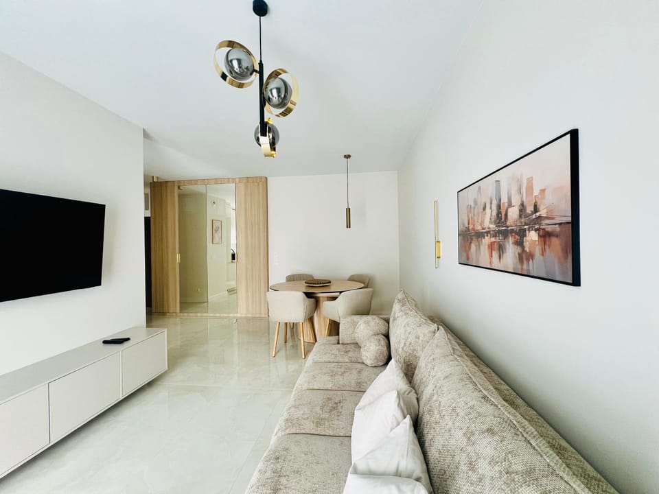 TV and multimedia, Seating area