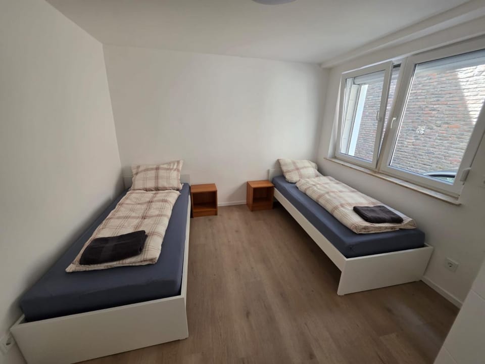 Ferienhaus Stadthaus in zentraler Lage von Bingen 5 Zimmer 3 Bäder Dachterrasse Apartment in Mainz-Bingen