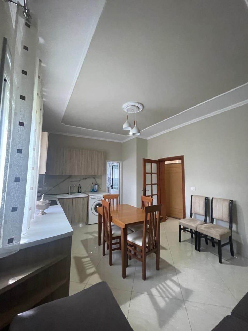 Dining area, kitchen