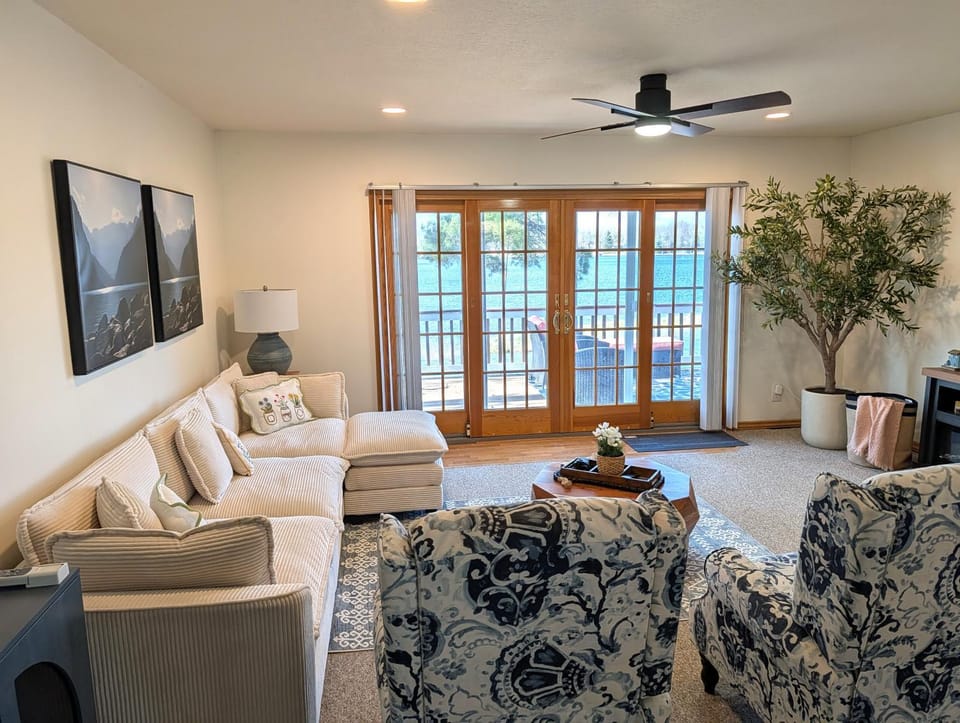 NEW! Villa Adonis - Lakefront and Gorgeous! House in Michigan