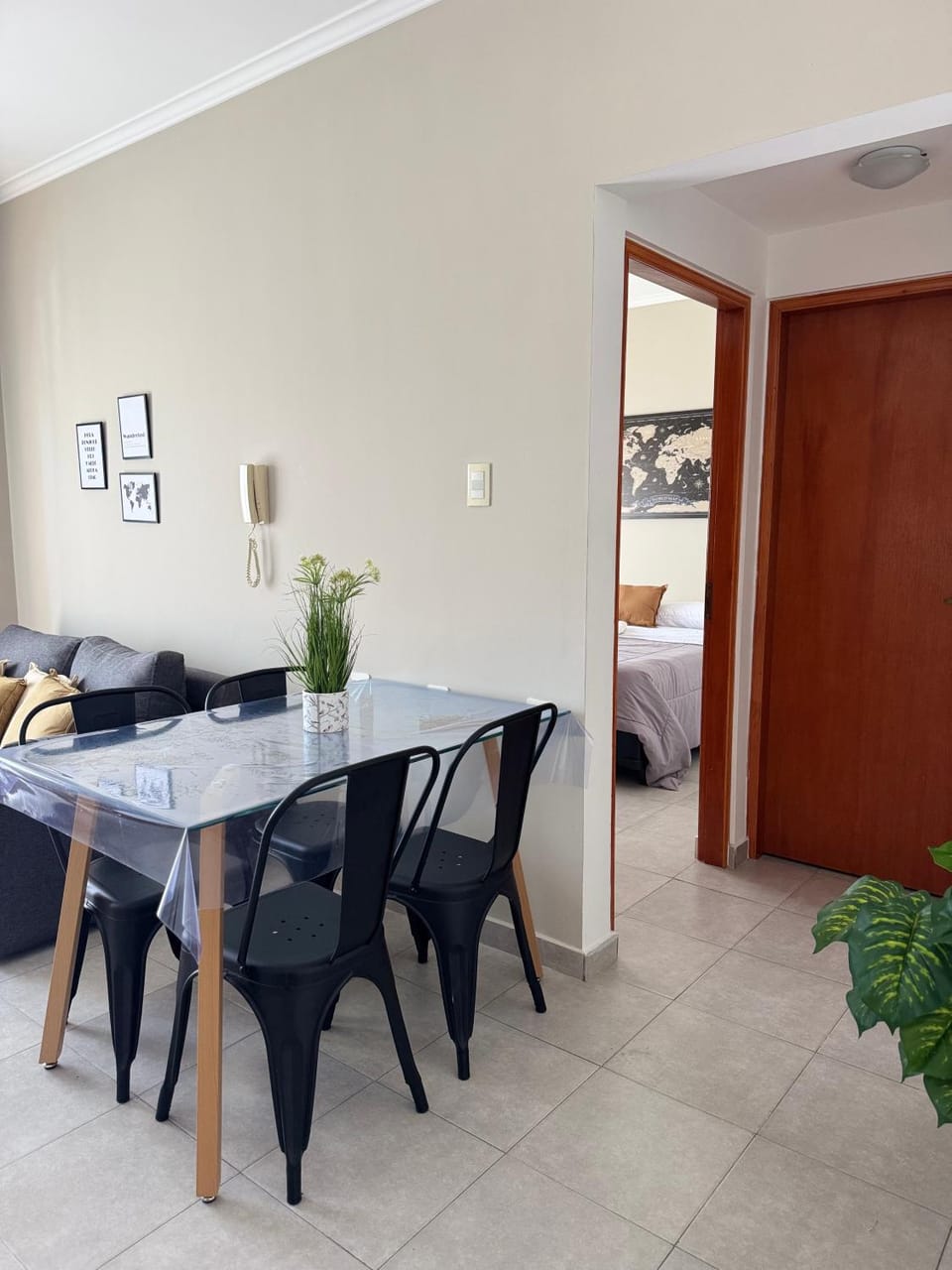 Zafiro VIII hermoso departamento en microcentro con cochera gratis Apartment in Santa Fe
