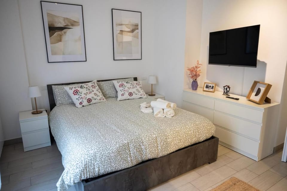 Living room, Bedroom