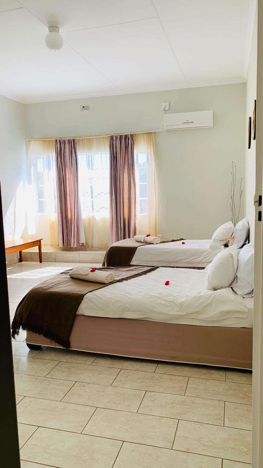 Bedroom, air conditioner