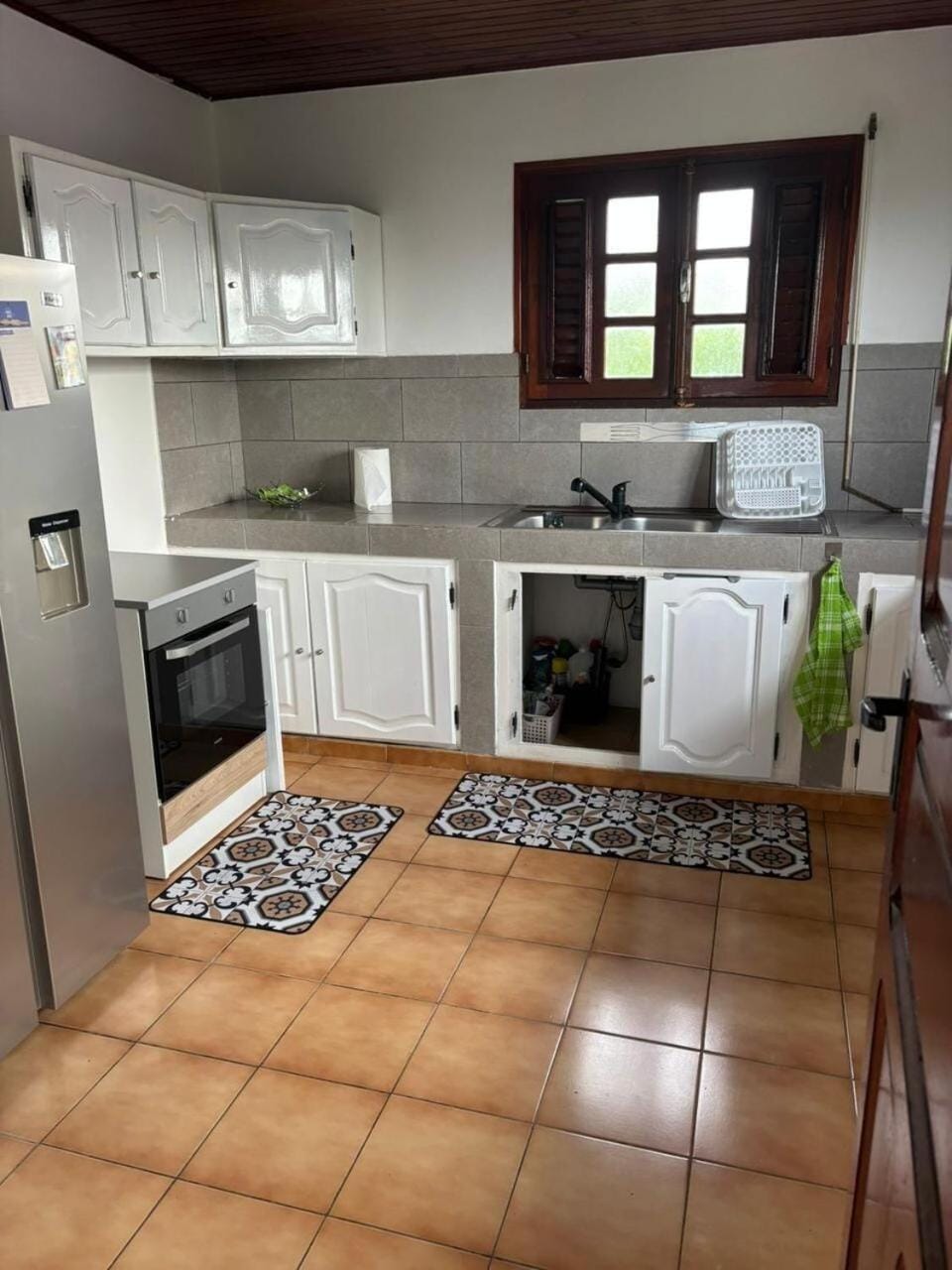 Appartement convivial, grande terrasse et jacuzzi Apartment in Martinique
