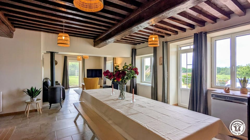 Clos de Vellerot House in Bourgogne-Franche-Comté