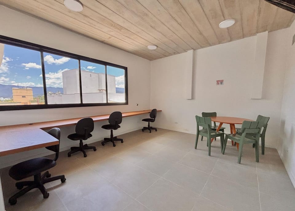 Meeting/conference room