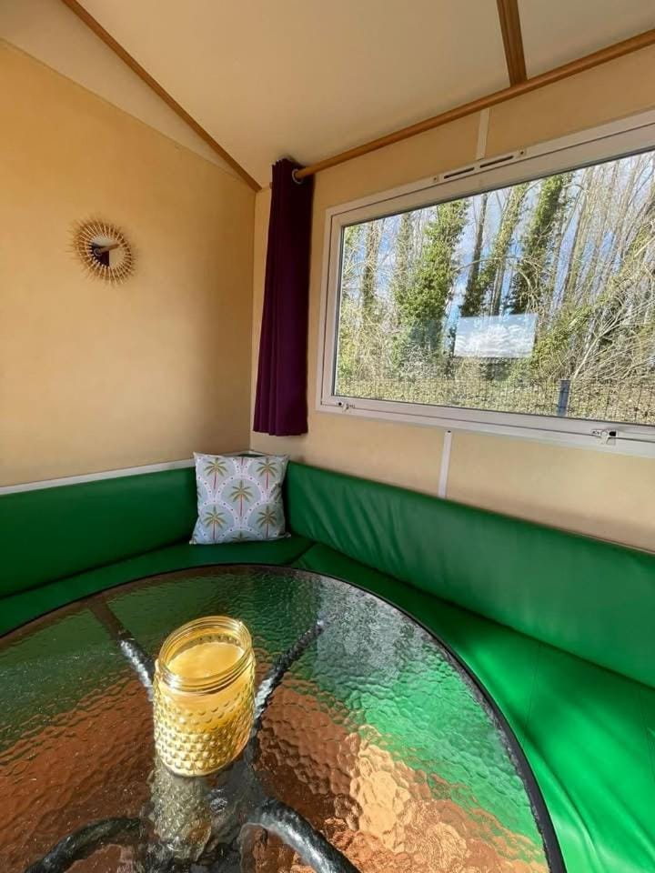 Ruben Bungalow House in Hauts-de-France