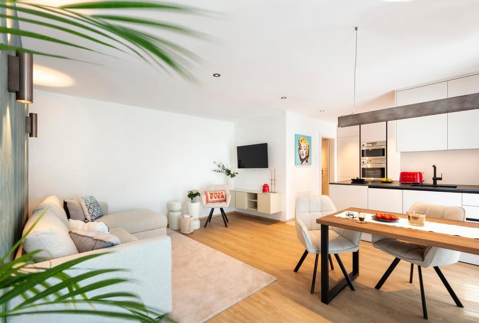 Kitchen or kitchenette, Living room, Dining area