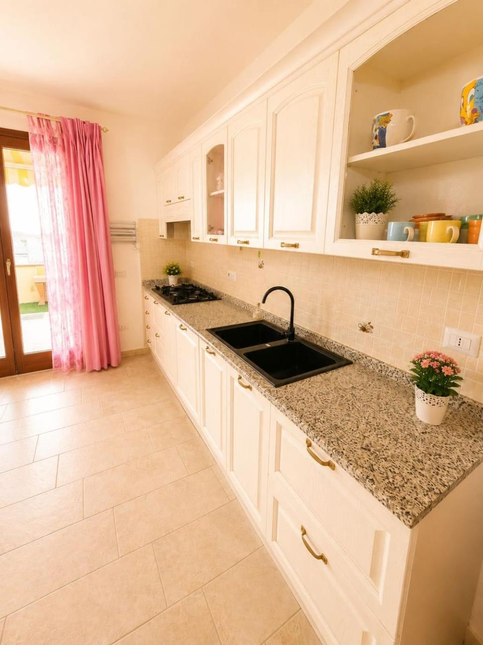 Kitchen or kitchenette, dishwasher, stove