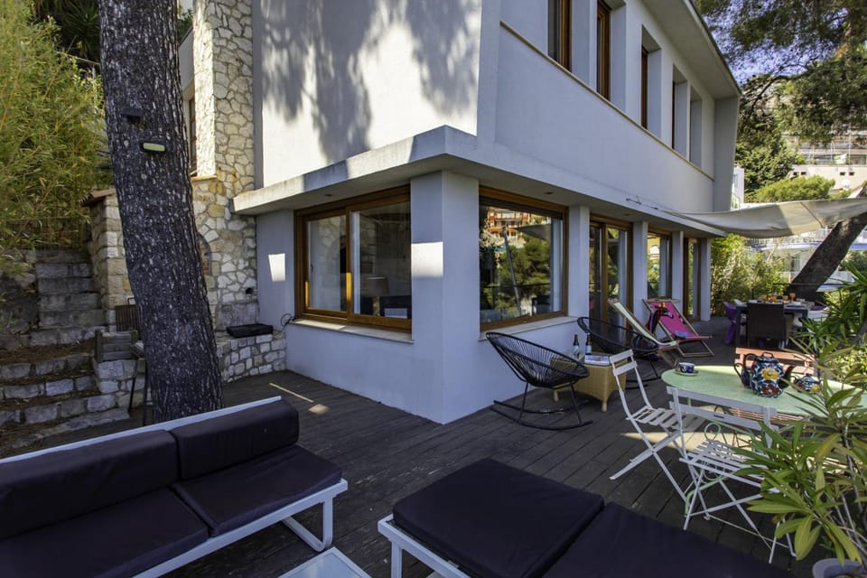 S13 Staywizus - Villa Panoramic Cap Ferrat view for 8 AC Parking & BBQ Villa in Villefranche-sur-Mer