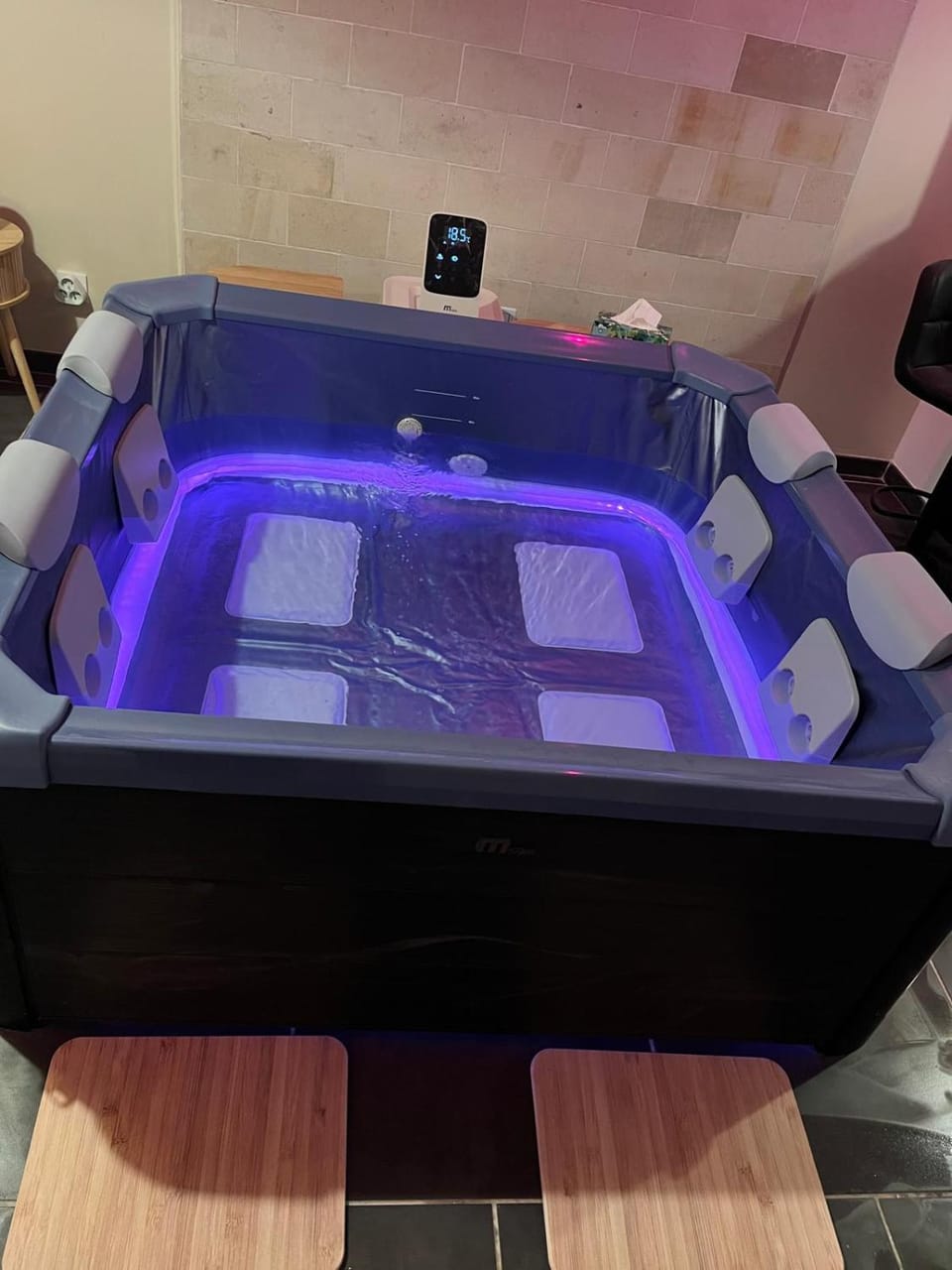 Hot Tub, Spa and wellness centre/facilities