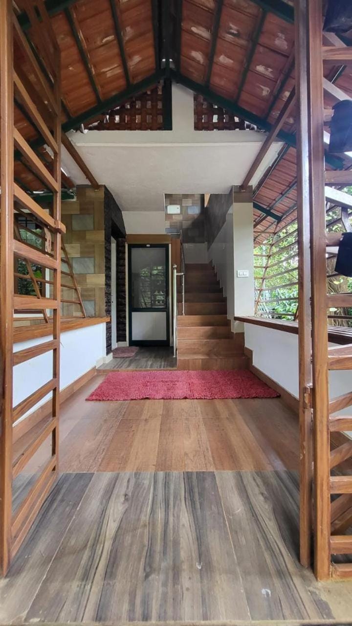 Whispering Woods Retreat Thirunelli Villa in Kerala