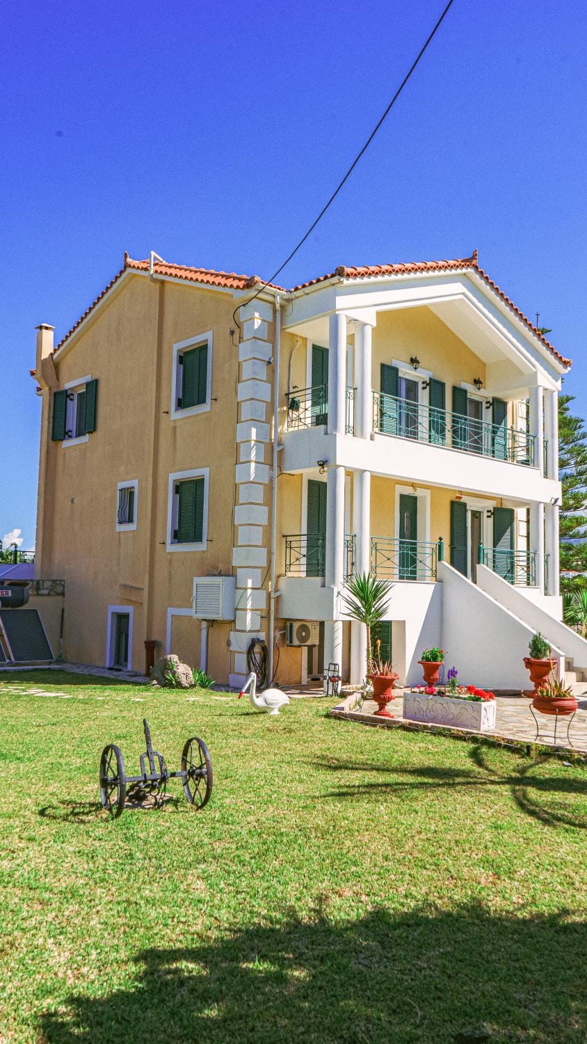 Property building, Garden, Garden view