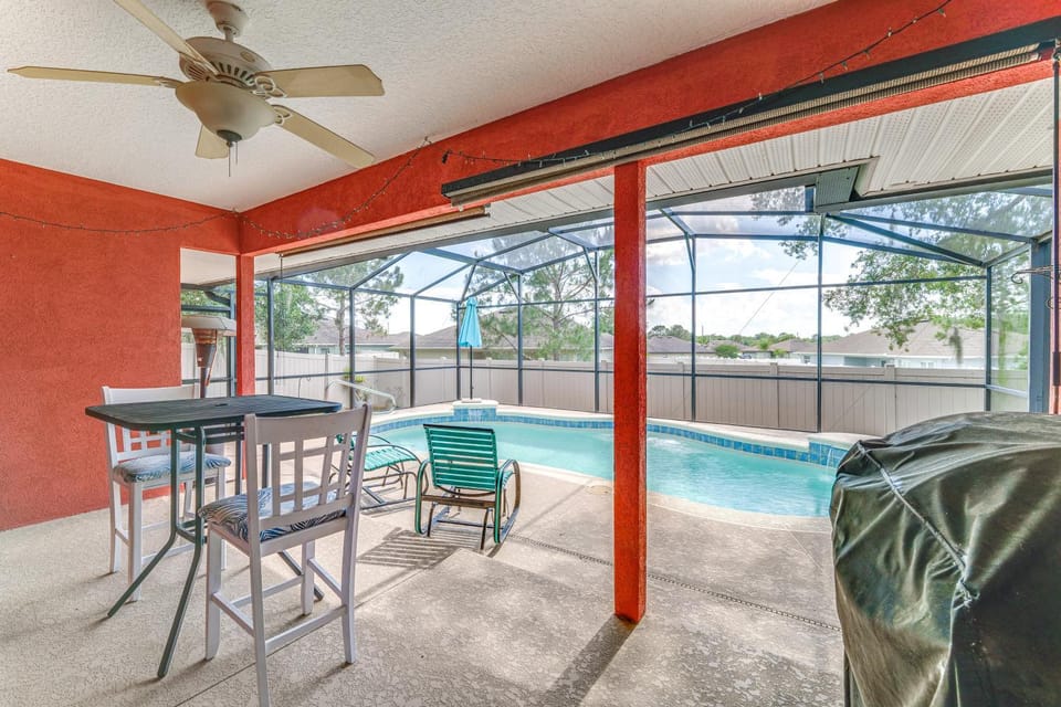 Heart of Lake County! Family Escape w/ Lanai, Pool House in Tavares