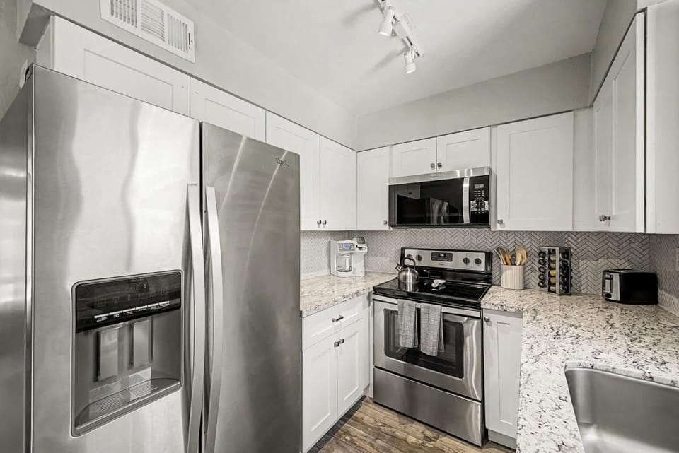 Camelback 352 Resort-Style Stay Near Old Town House in Scottsdale