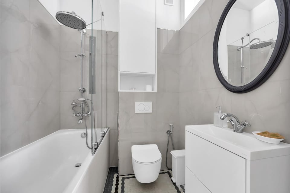 Toilet, Bathroom, Bath