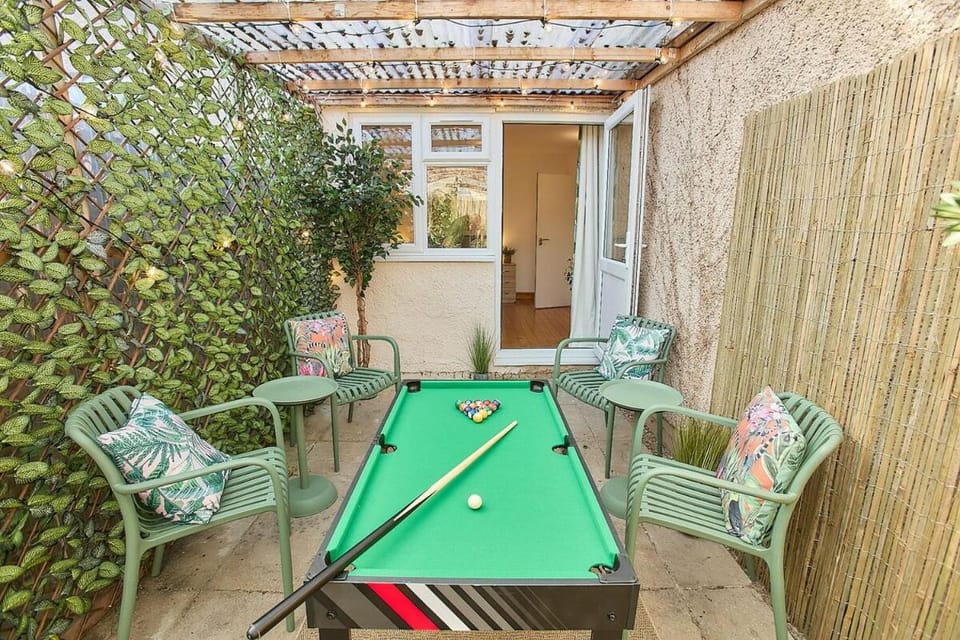Oxford 5-Bed House with Free Parking, TVs in Rooms House in Oxford