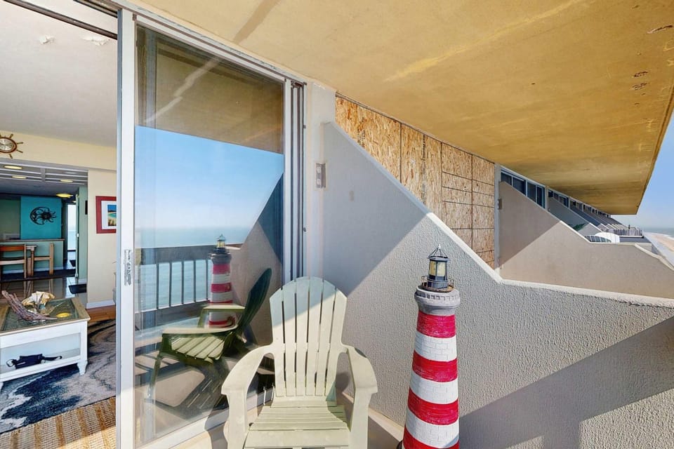 Breathtaking Ocean & Bay Views from the 22nd Floor House in Ocean City