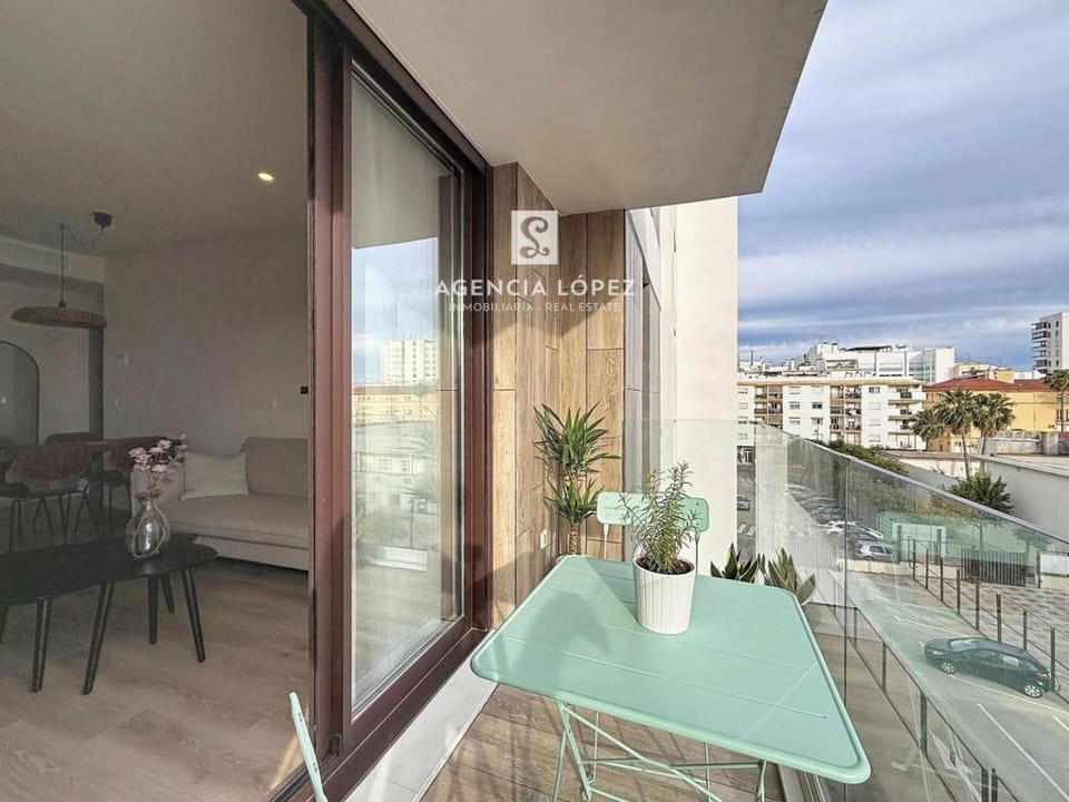 Alo Lazaga Flow - Luz y Confort Apartment in Estepona