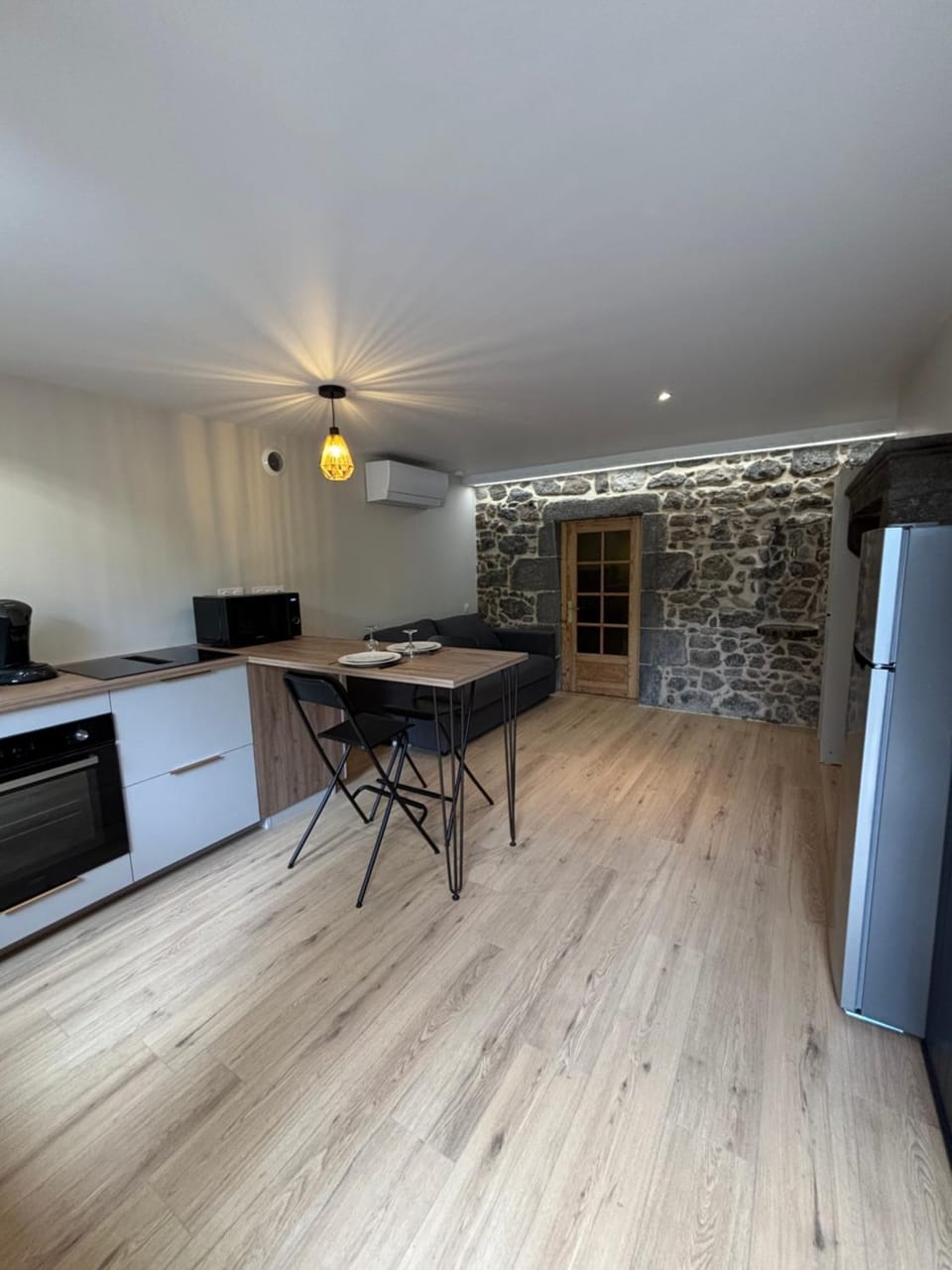 Charmant studio en Auvergne Apartment in Auvergne-Rhône-Alpes