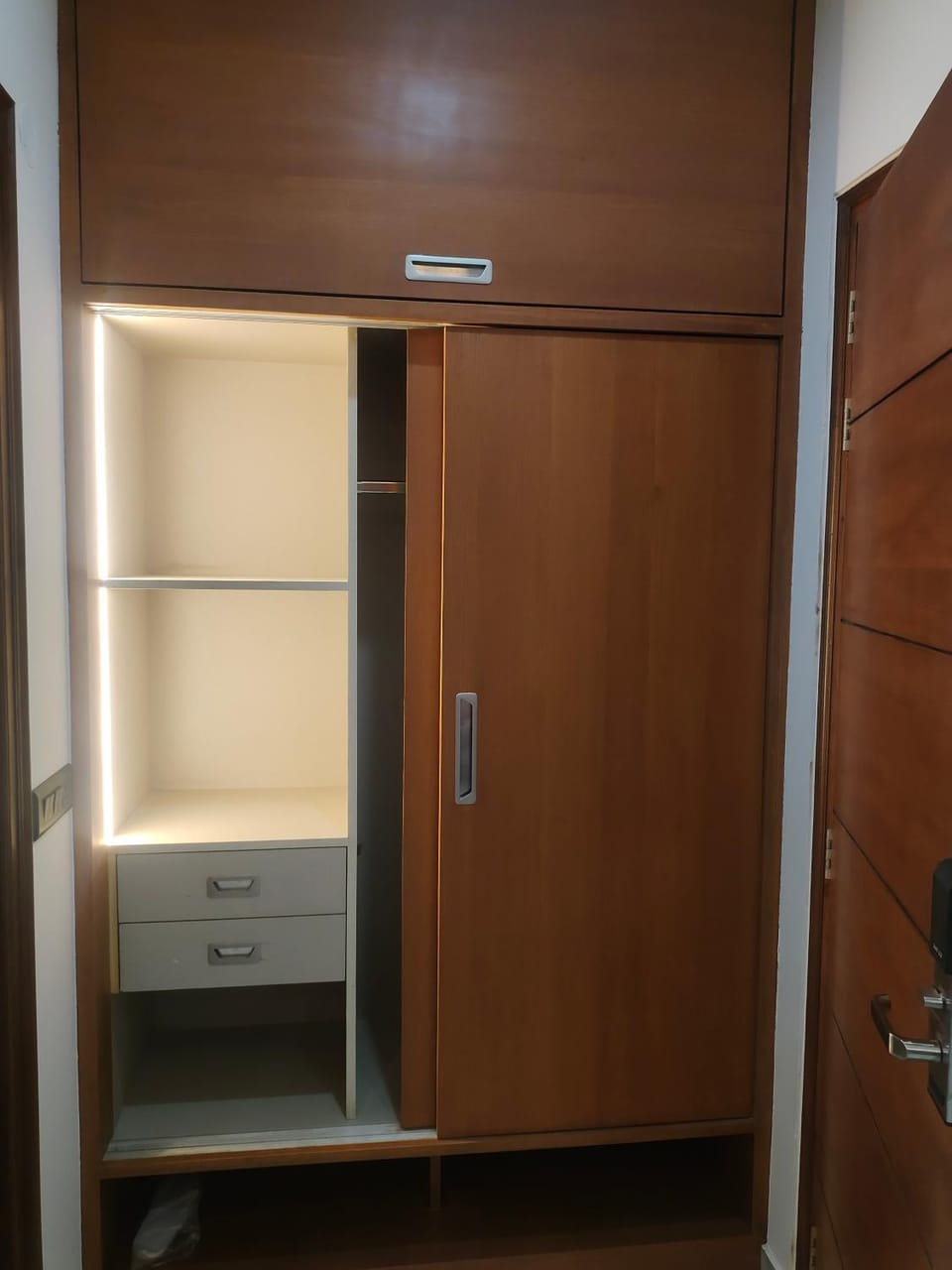 wardrobe
