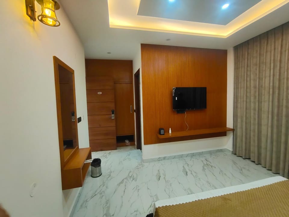 Communal lounge/ TV room, TV and multimedia