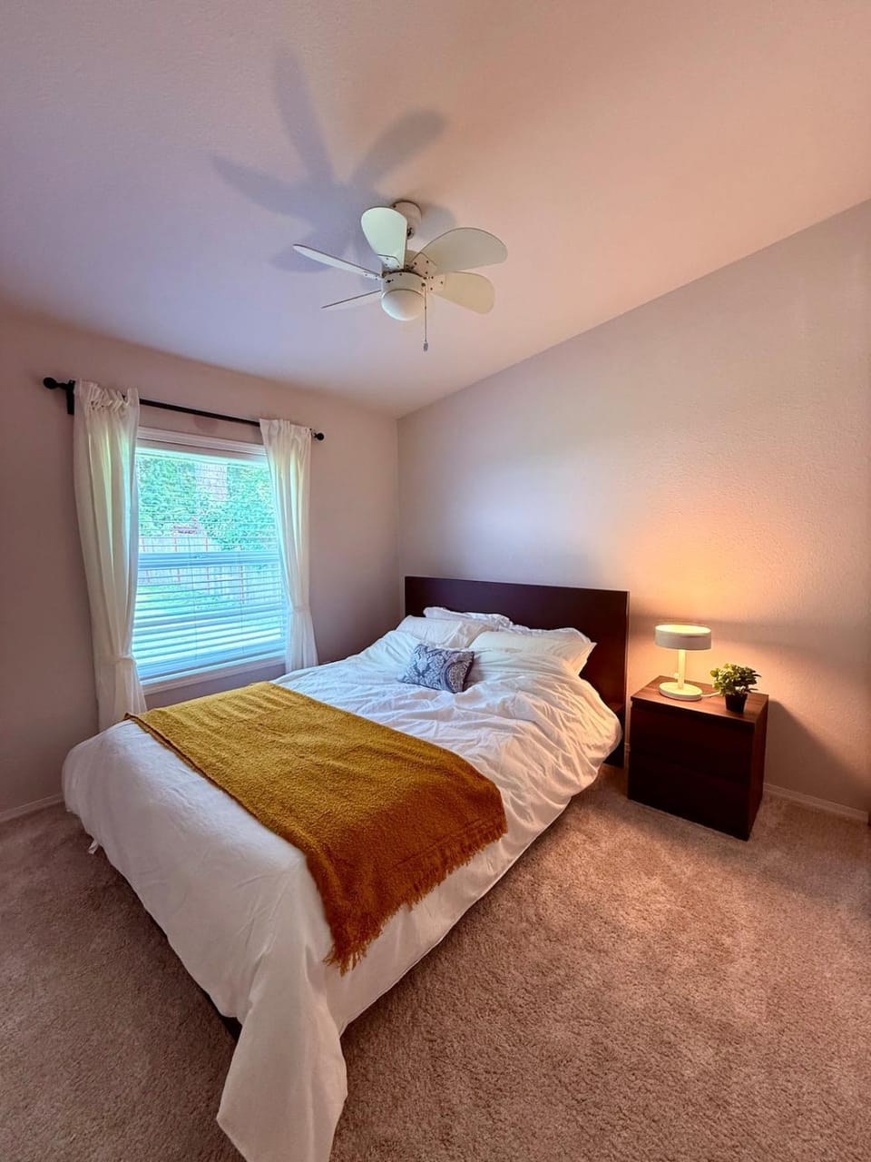 The Quiet Pine House in King County
